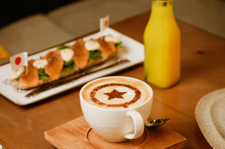 Café + tostada + zumo naranja